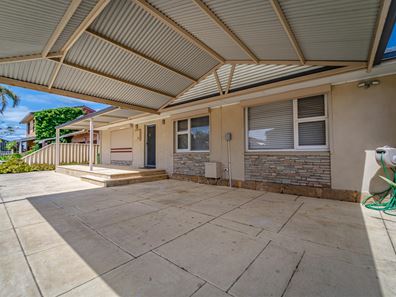 21 Mckenzie Road, Shoalwater WA 6169