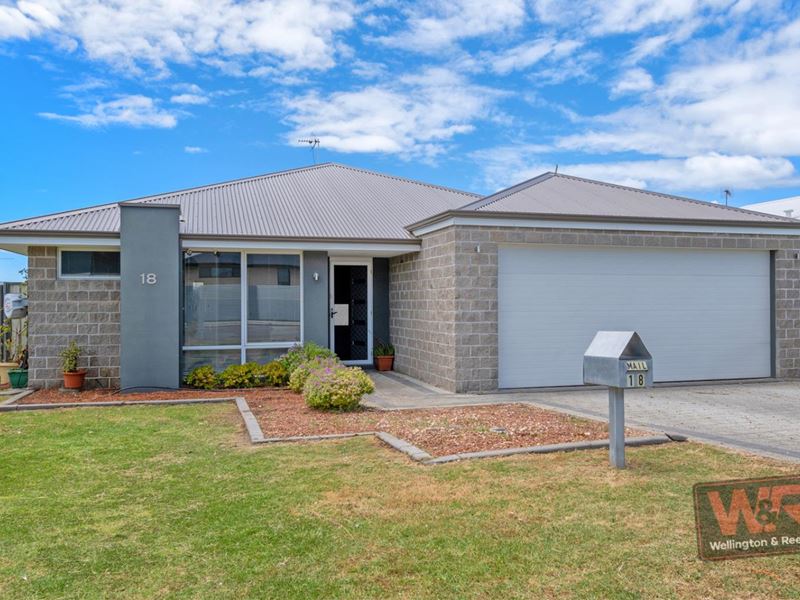 18 Stirling View Drive, Lange