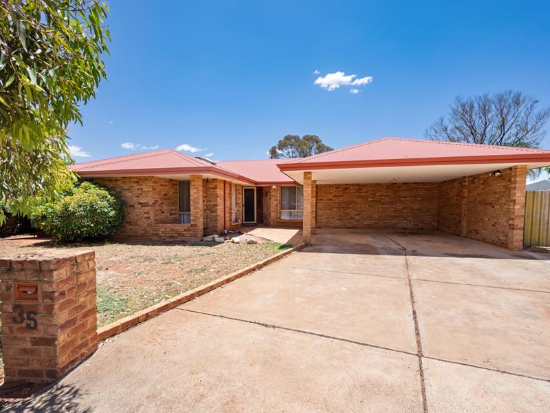35 O'Connor Way, West Lamington