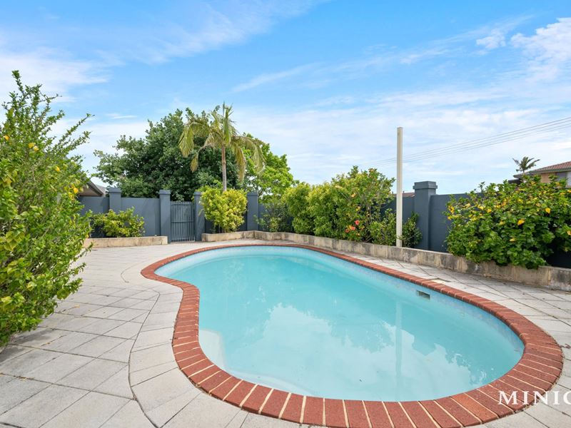 8 Calleen Court, Wilson