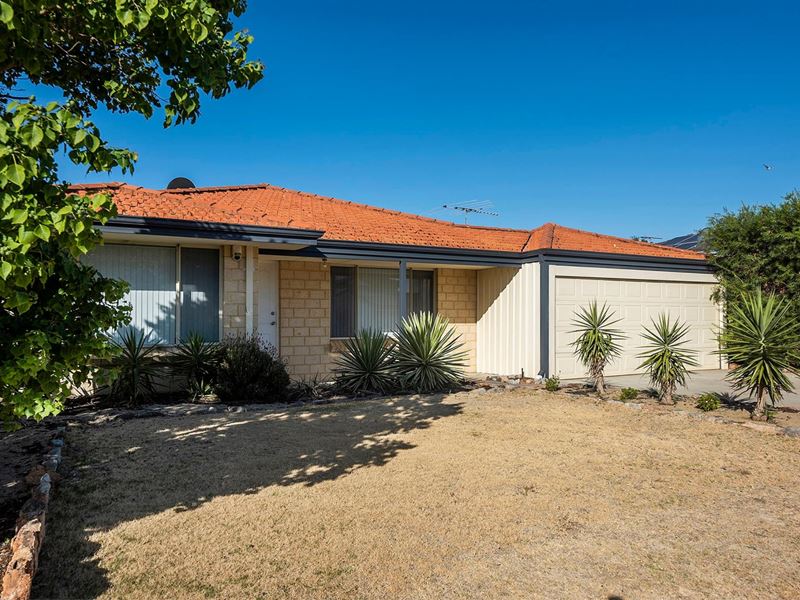 14 Passionfruit Way, Forrestfield WA 6058