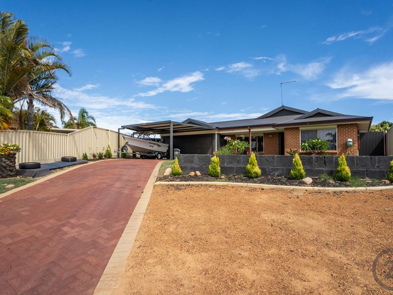 4 Hovea Place, Coodanup WA 6210