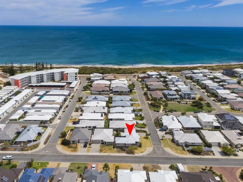 1 Stellaria Avenue, Halls Head WA 6210