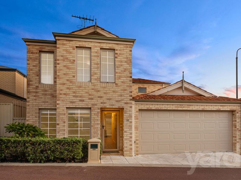 10 Doig Court, Bicton WA 6157