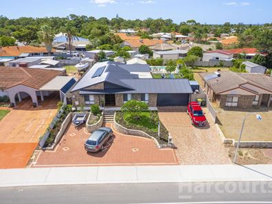 36 Peelwood Parade, Halls Head WA 6210