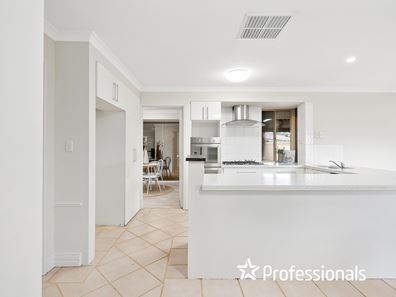 26 Pyrite Court, Forrestfield WA 6058