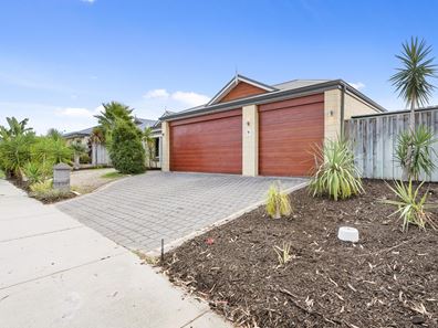 85 Farmaner Parkway, Ellenbrook WA 6069