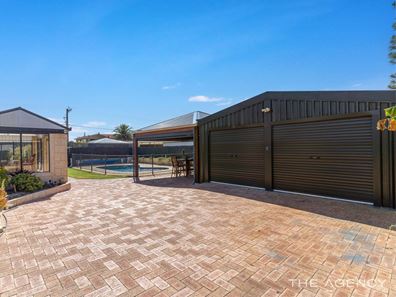 4 Edgewater Road, Safety Bay WA 6169