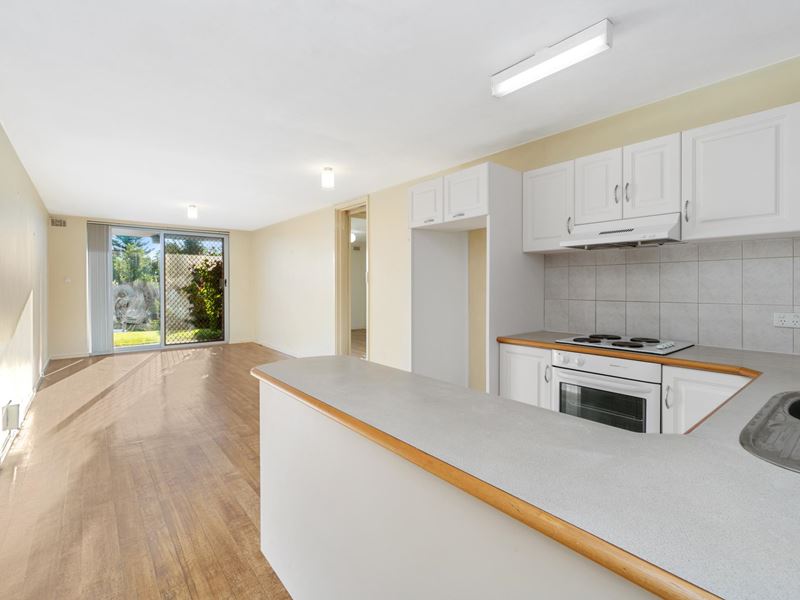 4/6 Hampton Street, Burswood