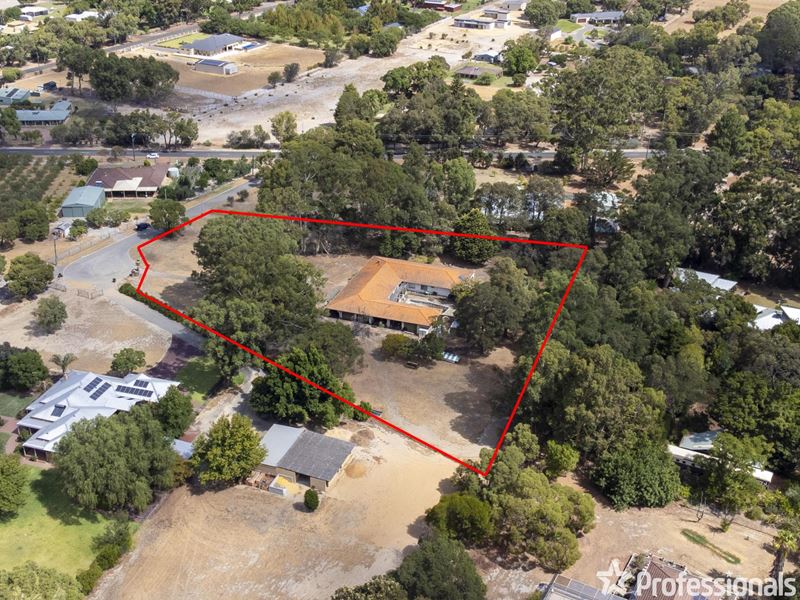 5 Philemon Court, Wattle Grove