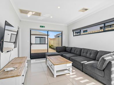 9B Boulder Street, Bentley WA 6102