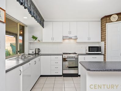 22 Blackboy Rise, Parmelia WA 6167