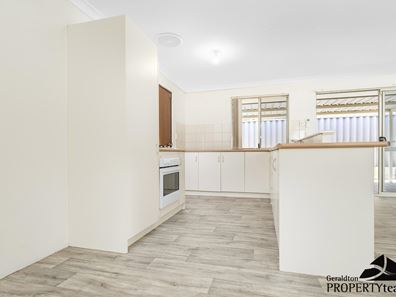 24 Broadbank Lane, Beachlands WA 6530