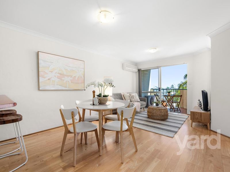 25/11 McAtee Court, Fremantle