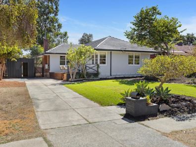 5 Walgreen Crescent, Calista WA 6167