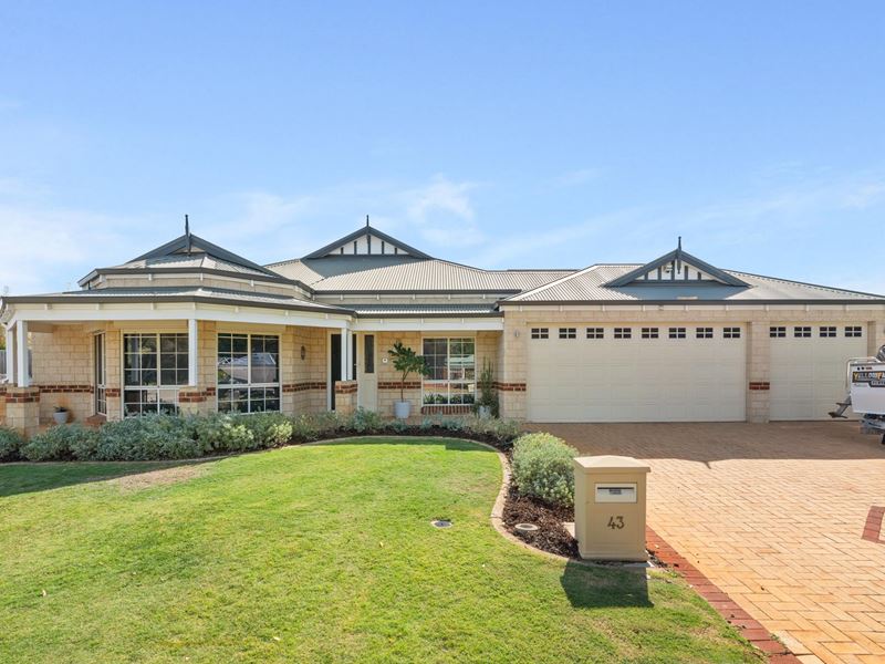 43 Horseshoe Circuit, Henley Brook WA 6055