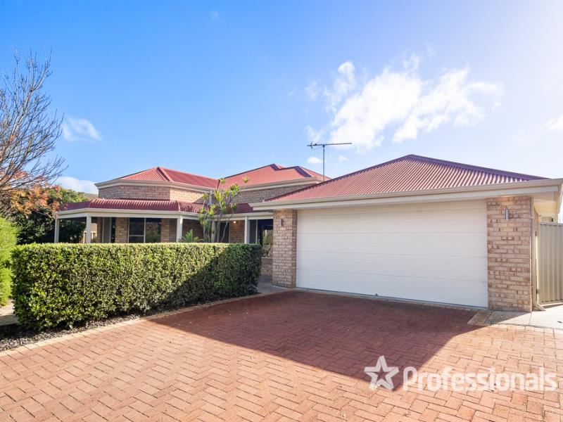 24 Greyteal Place, Broadwater