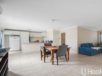 2/14 Binnar Court, Erskine WA 6210