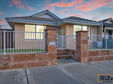 15 Splendens Avenue, Banksia Grove WA 6031