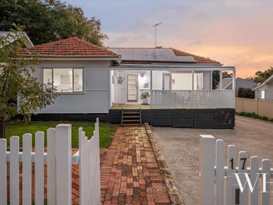 17 Collick Street, Hilton WA 6163