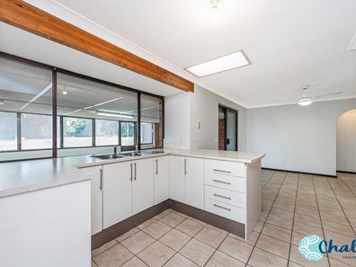 28 Bickner Way, Parmelia WA 6167