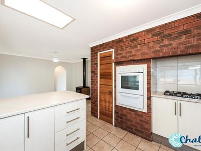 28 Bickner Way, Parmelia WA 6167