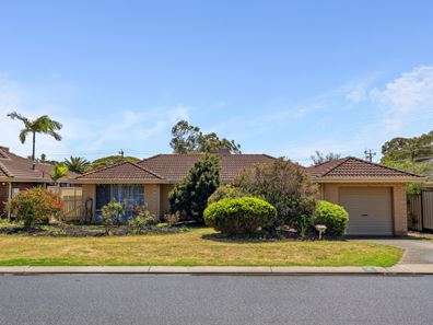 4 Pinafore Court, Duncraig WA 6023