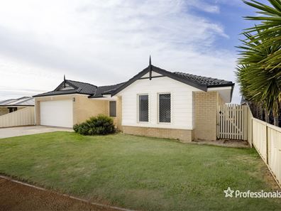 11 Curtin Grove, Mount Tarcoola WA 6530