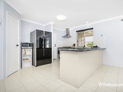 11 Curtin Grove, Mount Tarcoola WA 6530