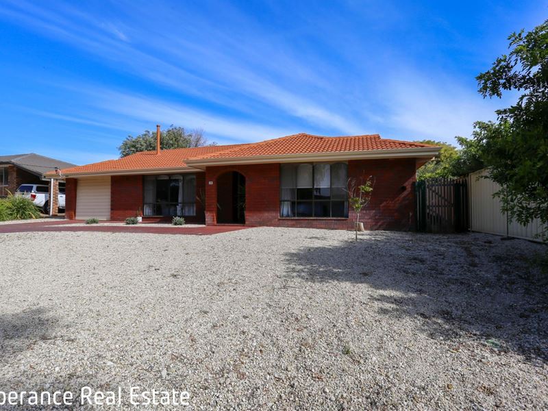 18 Crossland Street, Esperance