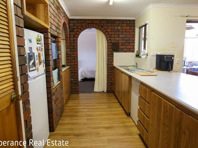 18 Crossland Street, Esperance WA 6450