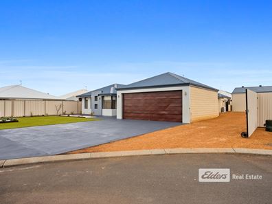 3 Topham  Place, Harvey WA 6220