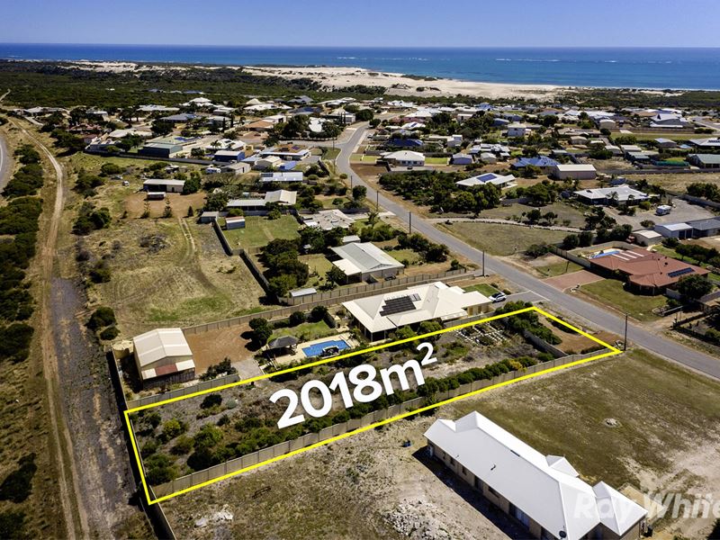 44A Eakins Crescent, Wandina