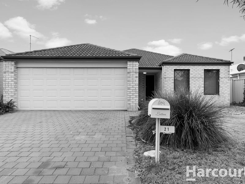 21 Menna Brace, Greenfields