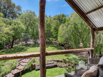 3 Pembroke Heights, Leschenault WA 6233