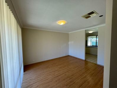 10 Labyrinth Street, Waikiki WA 6169