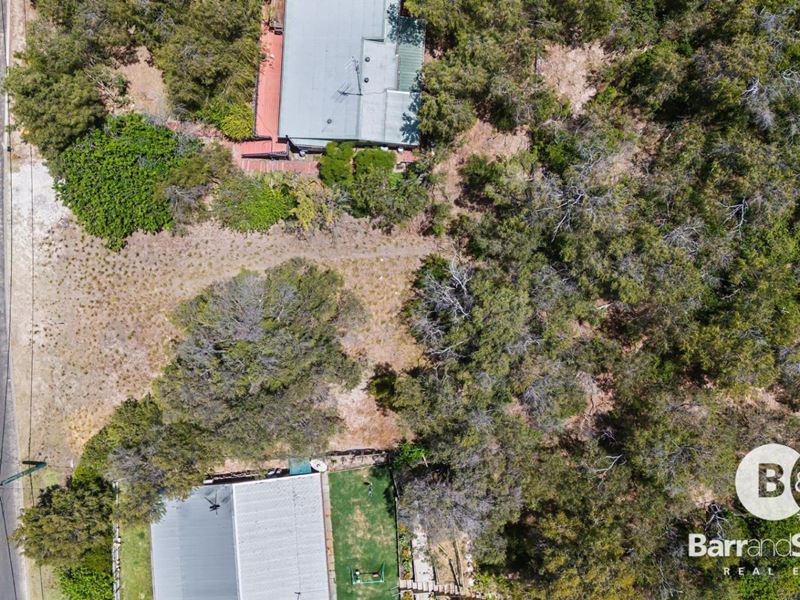 10 Hide-a-Way Vale, Preston Beach WA 6215