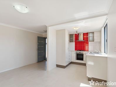 2/5 North Street, Midland WA 6056