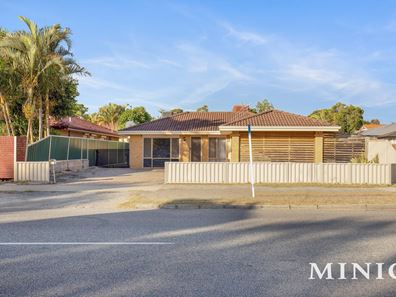 108 Murdoch Road, Thornlie WA 6108
