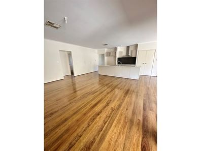 60 Malata Ridge, Lakelands WA 6180