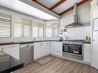 30 Keegan Street, Boulder WA 6432