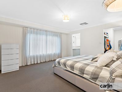 7 Guraga Way, Byford WA 6122