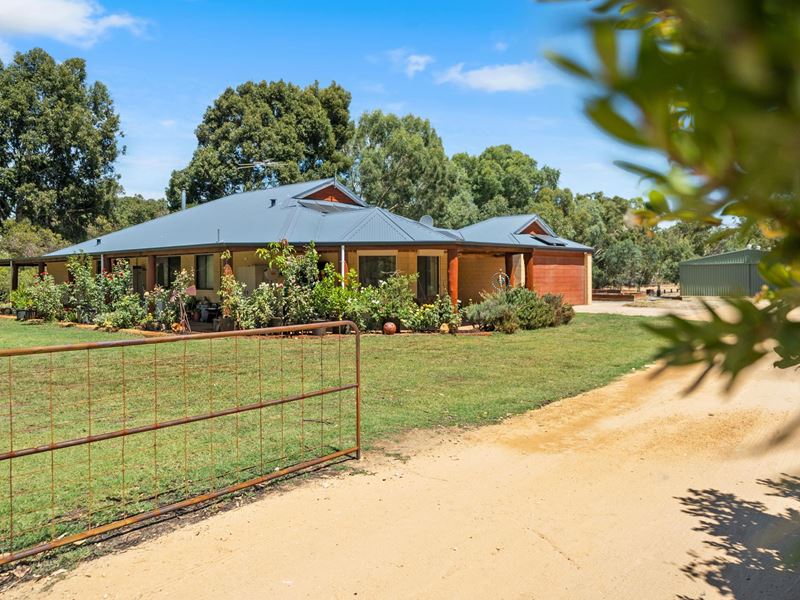 45 Fielder Road, Serpentine WA 6125