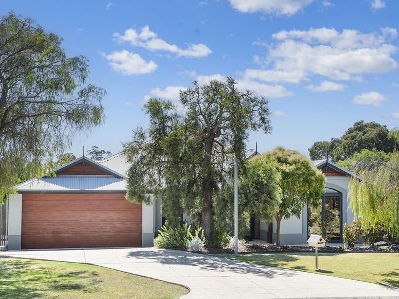 8 Gibson Drive, Dunsborough WA 6281