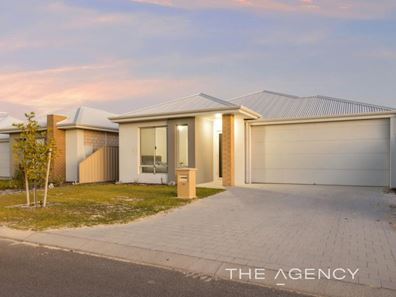 13 Volunteer Street, Two Rocks WA 6037