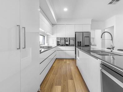 105 Mindarie Drive, Quinns Rocks WA 6030