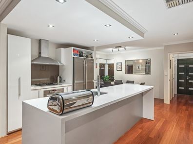 1 Latrobe Street, Yokine WA 6060