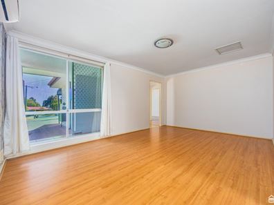 11 Westminster Court, Armadale WA 6112