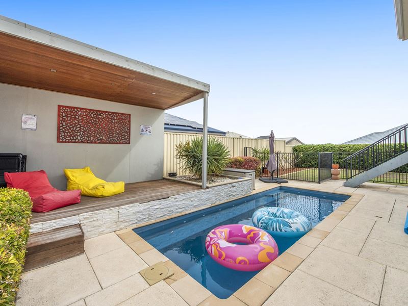 26 Lookout Vista, Singleton