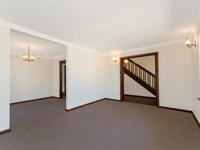 12 Saunders Street, Como WA 6152